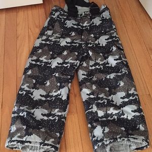 Boys size 5 Sportek snow pants